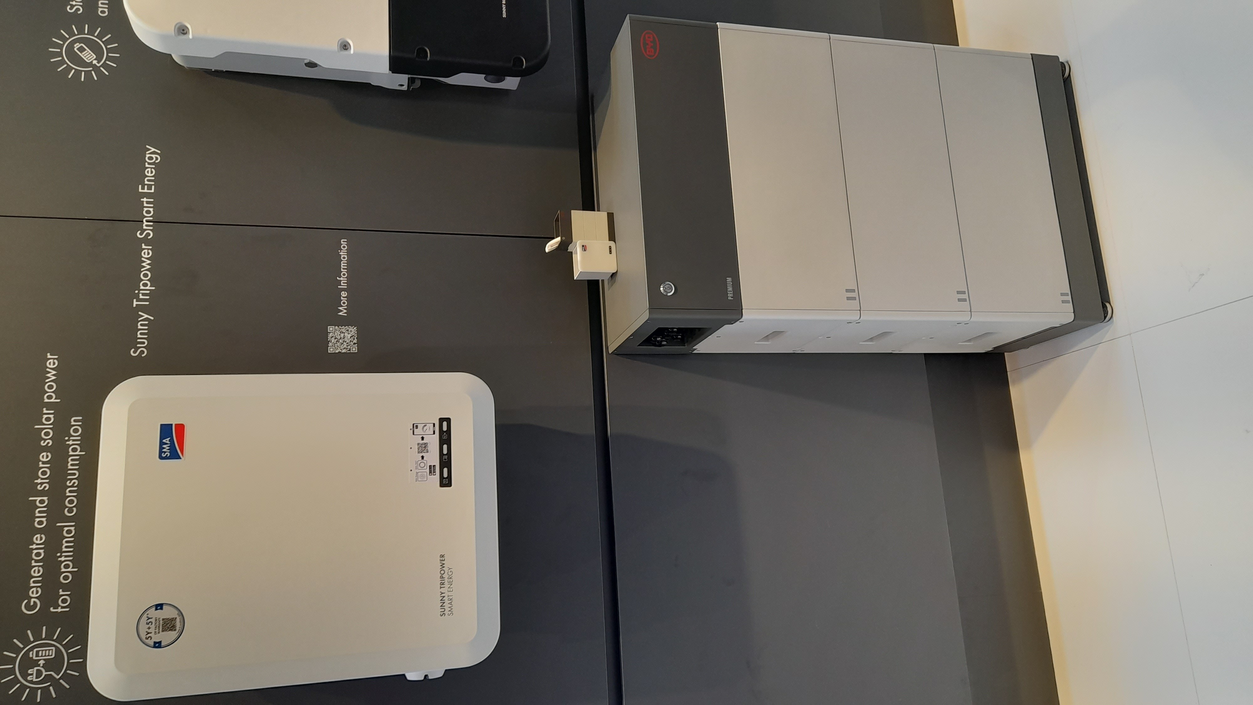 Inversor fotovoltaico SMA y Batería modular BYD
