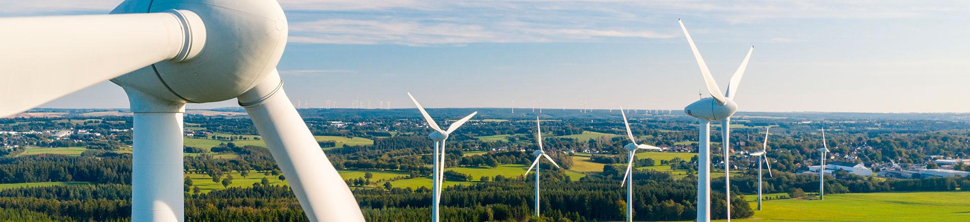Pièces de rechange, composants et services pour la maintenance des éoliennes